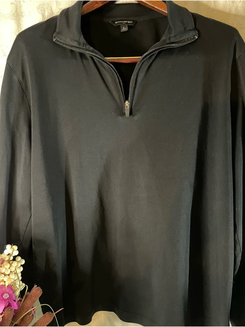 Banana Republic Men's/Womens Black Quarter-Zip Pullover Size-L